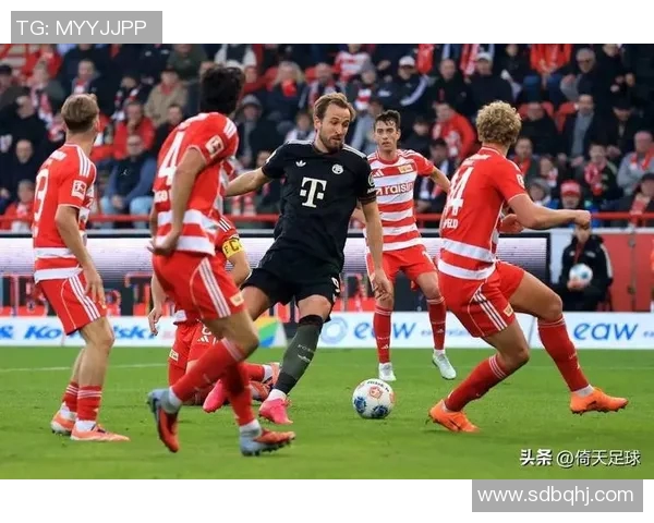 德甲焦点大战:拜仁逆转狂胜,多特惊险逼平 德甲焦点大战:拜仁逆转狂胜,多特惊险逼平